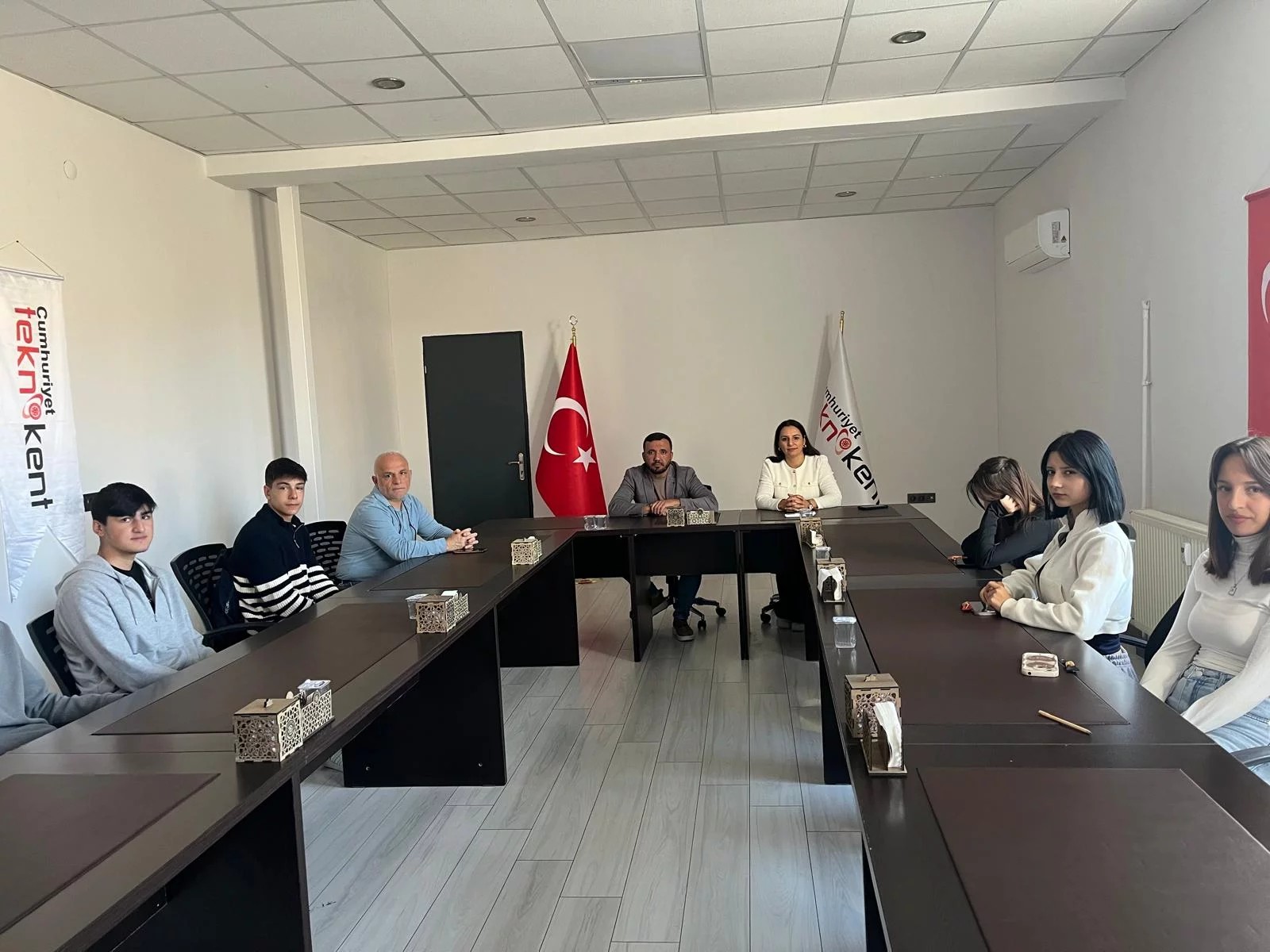 Sivas Borsa İstanbul Anadolu Lisesi Öğrencileri Cumhuriyet Teknokent’i Ziyaret Etti