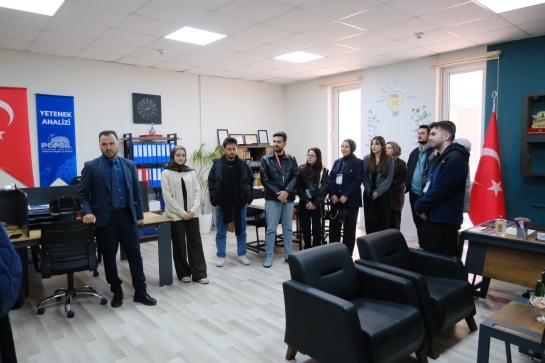 Sivas Cumhuriyet Üniversitesi Yönetim Bilişim Sistemleri Öğrenci Kulübü Cumhuriyet Teknokent’i Ziyaret Etti