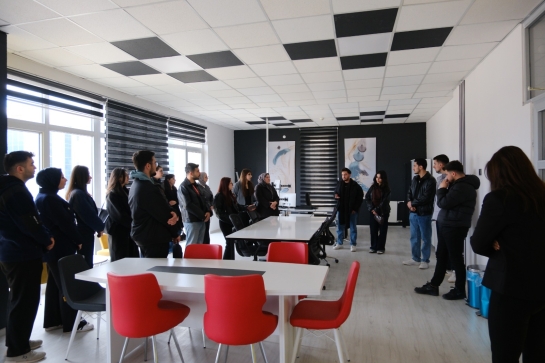 Sivas Cumhuriyet Üniversitesi Yönetim Bilişim Sistemleri Öğrenci Kulübü Cumhuriyet Teknokent’i Ziyaret Etti